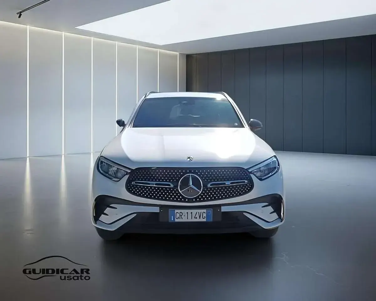 Usata Mercedes GLC300e Advanced 333 CV (244 kW) 2024 Bianco SUV