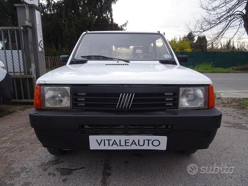 Usata Fiat Panda Young 54 CV (39 kW) 2002 Bianco Berlina