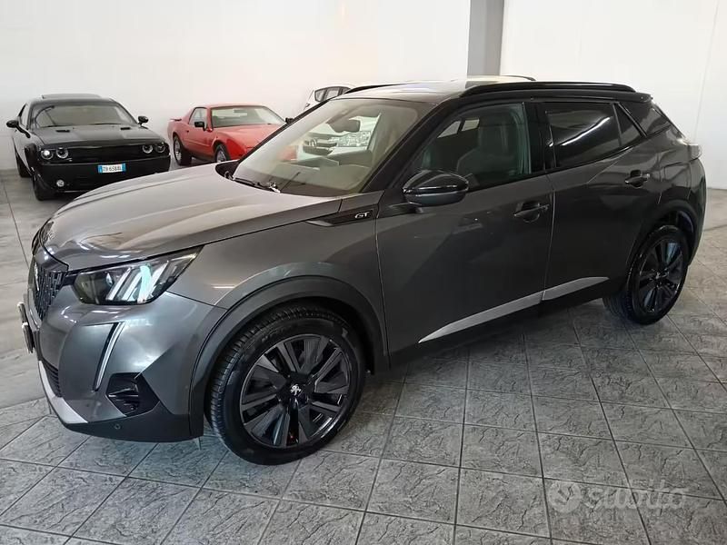 Usata Peugeot 2008 GT 155 CV (114 kW) 2020 Grigio SUV