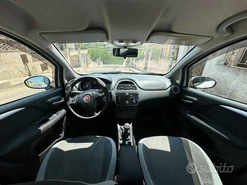 Usata Fiat Punto Evo 75 CV (55 kW) 2012 Utilitaria