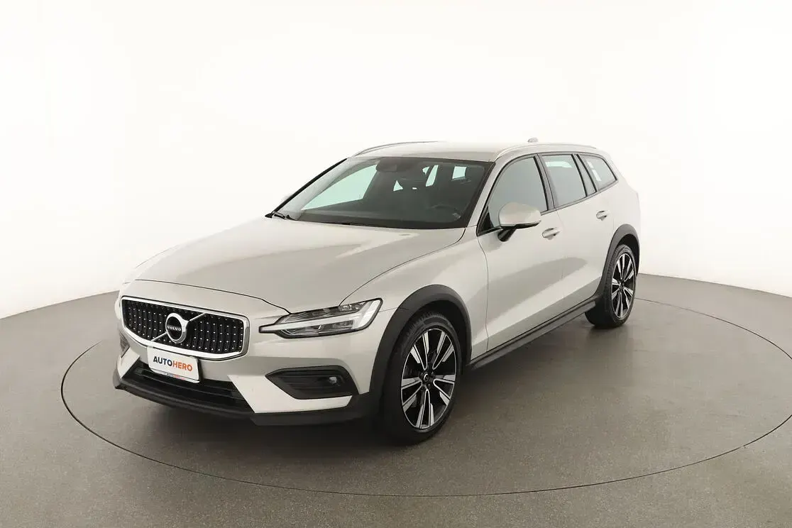 Usata Volvo V60 CC Business Edition 190 CV (139 kW) 2020 Station wagon