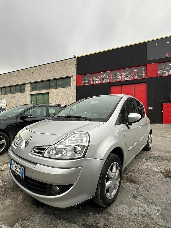 Usata Renault Modus 2009 Grigio Monovolume