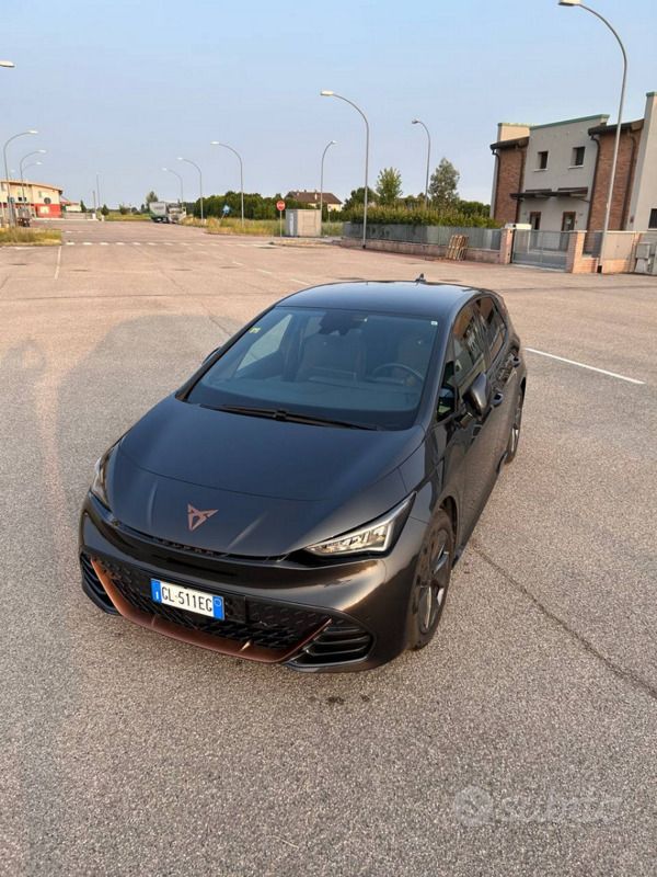 Usata Cupra Born 150 kW (204 CV) 2022 Nero Utilitaria