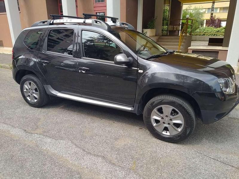 Usata Dacia Duster Lauréate 105 CV (77 kW) 2014 Nero SUV