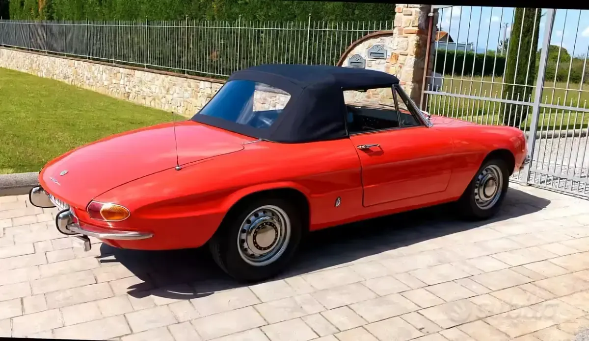 Usata Alfa Romeo Spider 131 CV (96 kW) 1960 Rosso Cabrio