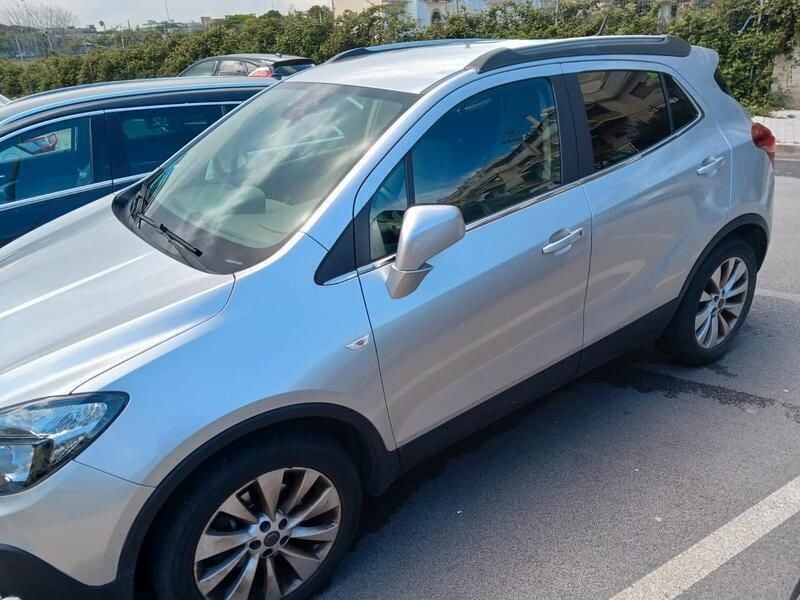 Usata Opel Mokka 131 CV (96 kW) 2014 Argento SUV
