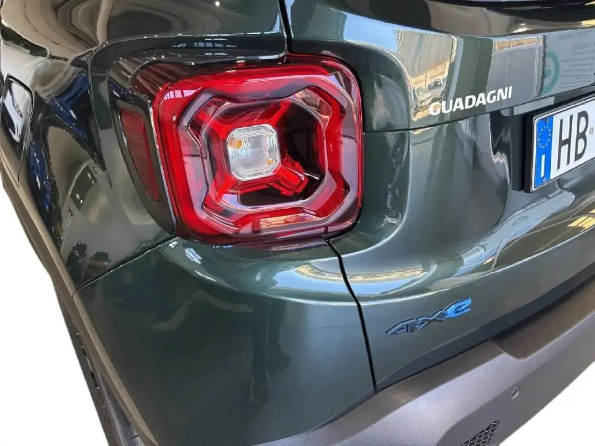 Nuova Jeep Renegade North 240 CV (176 kW) 2025 Verde SUV