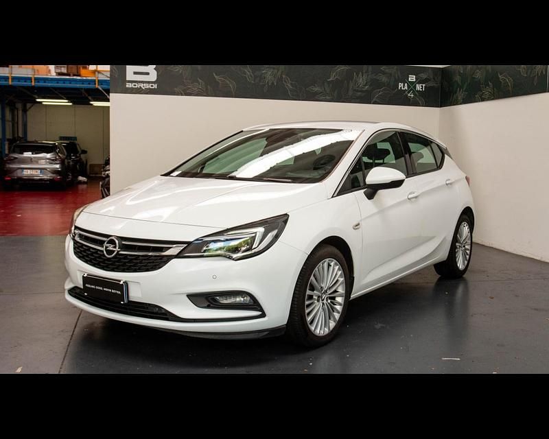 Usata Opel Astra 110 CV (80 kW) 2016 Bianco Berlina