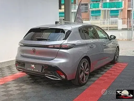 Usata Peugeot 308 S 131 CV (96 kW) 2023 Grigio Berlina