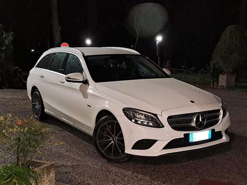 Bianco Usata 2020 Mercedes C300e Station wagon | 21.900 € - Immagine 1/1