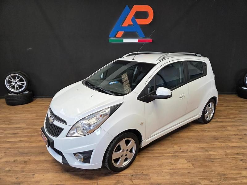 Begagnad Chevrolet Spark LT 82 HK (60 kW) 2012 Vit Halvkombi
