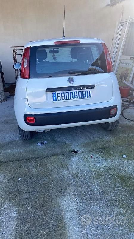Usata Fiat Panda 85 CV (62 kW) 2014 Utilitaria