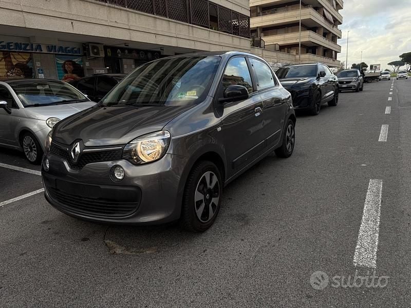 Usata Renault Twingo 110 CV (80 kW) 2018 Grigio Utilitaria
