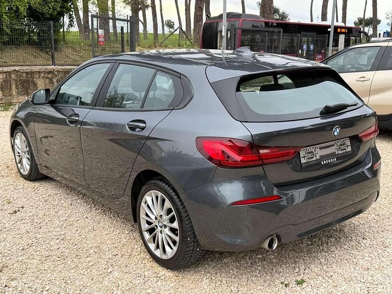 Usata BMW 116 Advantage 116 CV (85 kW) 2020 Grigio Utilitaria