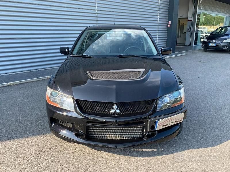 Usata Mitsubishi Lancer 280 CV (205 kW) 2006 Nero pastello Berlina