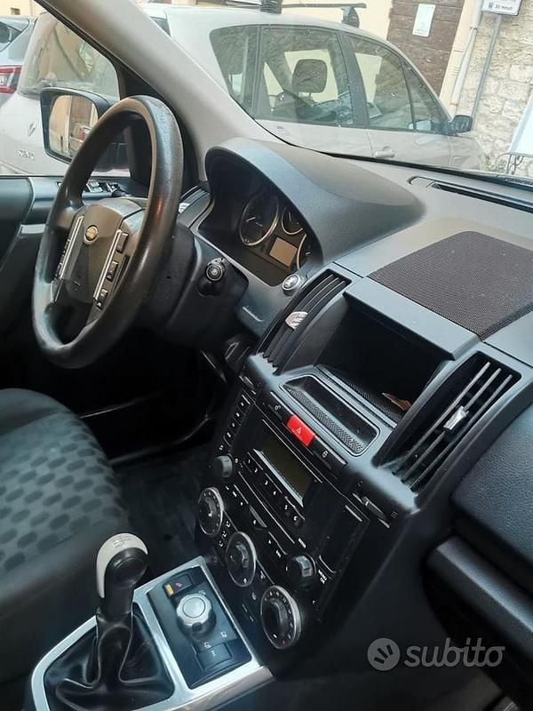 Usata Land Rover Freelander 2 160 CV (117 kW) 2007 Grigio SUV