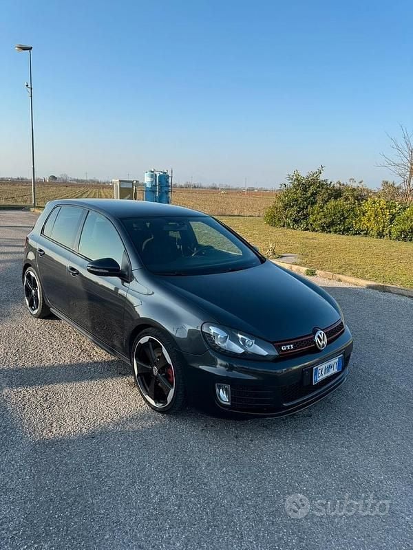 Usata VW Golf VI GTI 211 CV (155 kW) 2011 Nero Utilitaria