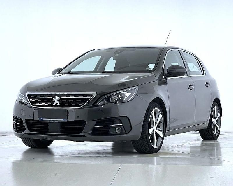 Grigio scuro Usata 2018 Peugeot 308 Allure Due volumi | 10.700 € (Buon prezzo) - Immagine 1/4