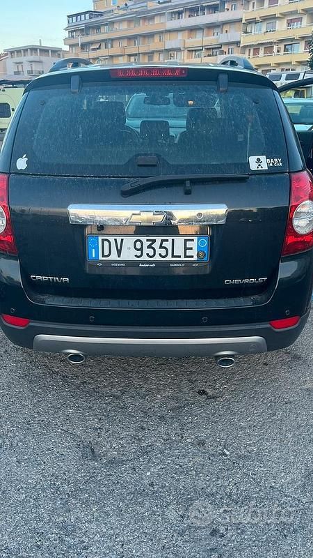 Usata Chevrolet Captiva 150 CV (110 kW) 2009 Nero SUV