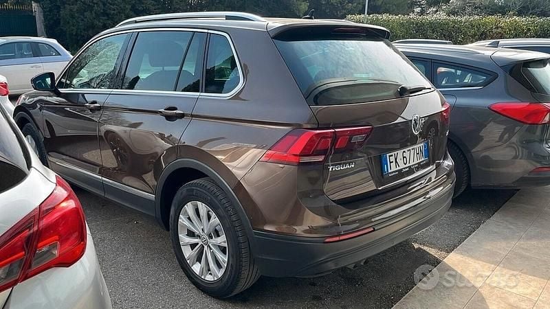 Usata VW Tiguan Style 150 CV (110 kW) 2017 Marrone SUV