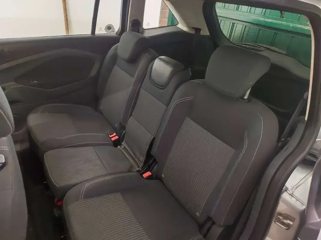 Usata Ford C-MAX Titanium 116 CV (85 kW) 2013 Argento Monovolume