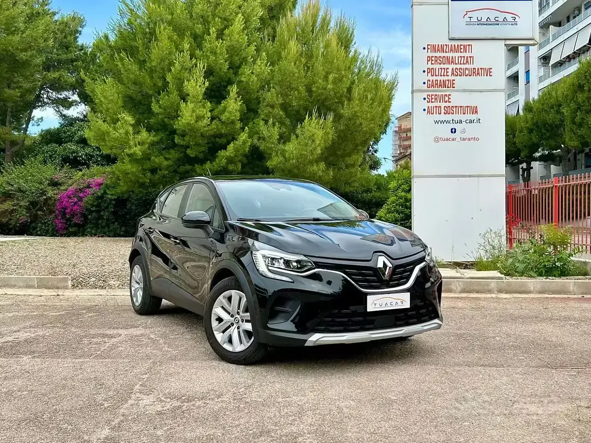 Usata Renault Captur Equilibre 101 CV (74 kW) 2024 Nero SUV