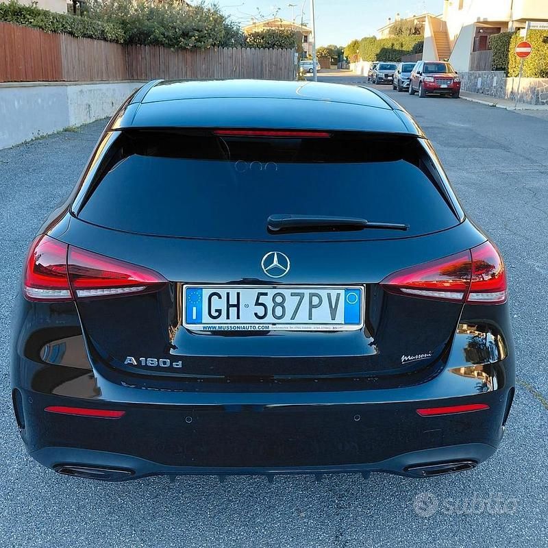 Usata Mercedes A180 AMG Line Premium Plus 116 CV (85 kW) 2021 Nero Berlina