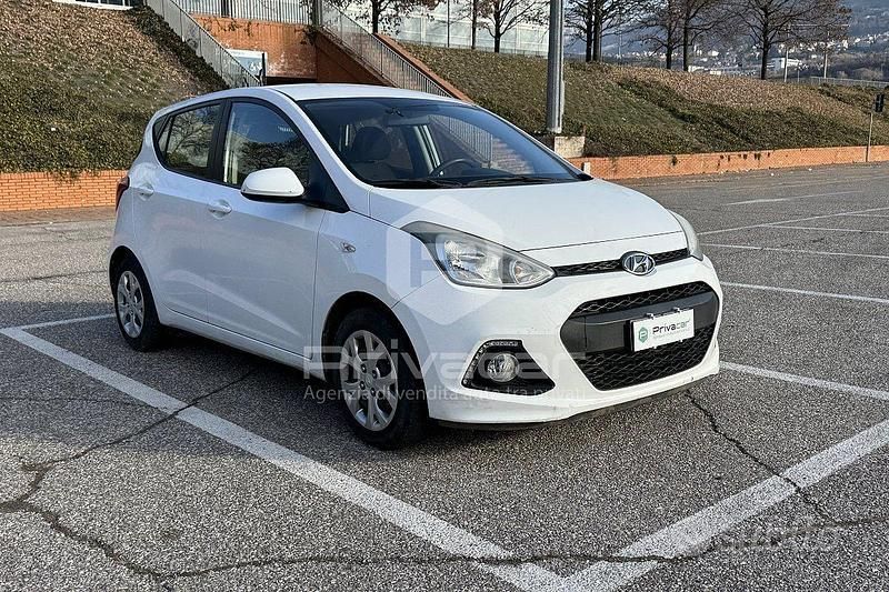 Usata Hyundai i10 Classic 67 CV (49 kW) 2014 Bianco Utilitaria