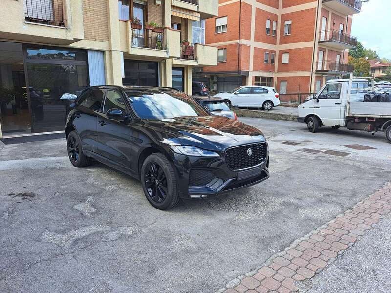Usata Jaguar F-Pace R-Dynamic 204 CV (150 kW) 2024 Nero SUV