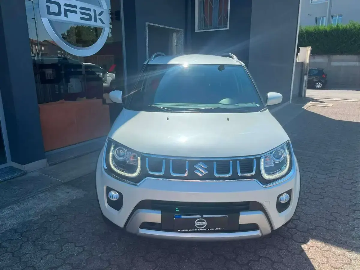 Usata Suzuki Ignis 83 CV (61 kW) 2024 Bianco SUV