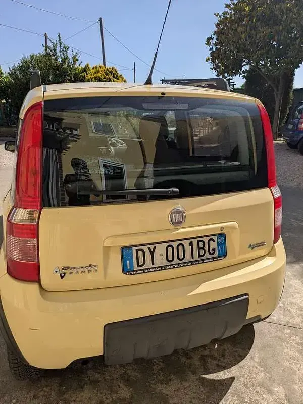 Usata Fiat Panda Climbing 60 CV (44 kW) 2009 Utilitaria