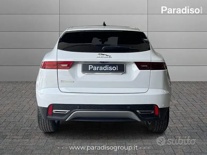 Usata Jaguar E-Pace SE 163 CV (119 kW) 2022 Bianco SUV