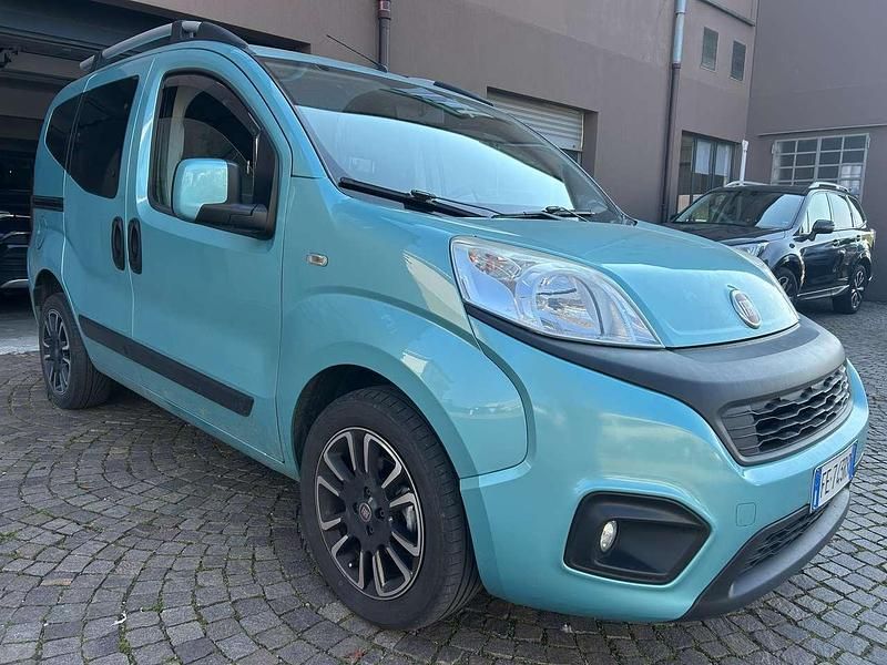Usata Fiat Qubo Lounge 80 CV (58 kW) 2016 Blu/azzurro Monovolume