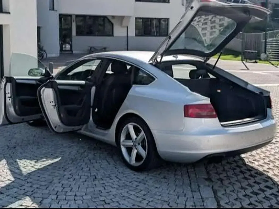 Usata Audi A5 Sportback Advanced 160 CV (117 kW) 2011 Argento Utilitaria