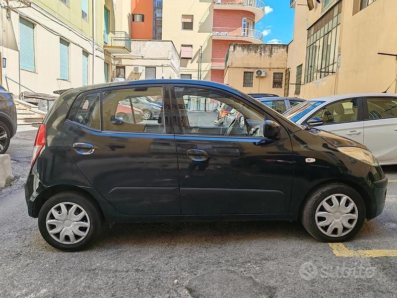 Usata Hyundai i10 65 CV (47 kW) 2010 Nero Utilitaria