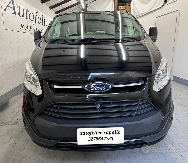 Usata Ford Tourneo Trend 130 CV (95 kW) 2017 Nero Monovolume