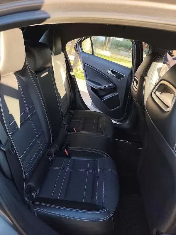 Usata Mercedes A180 109 CV (80 kW) 2013 Berlina