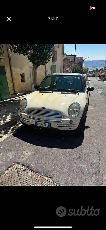 Usata 2004 Mini Cooper Utilitaria | 2800 € (Buon prezzo) - Immagine 1/4