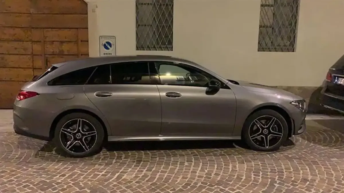 Usata Mercedes CLA250e Premium 160 CV (117 kW) 2021 Grigio Coupé