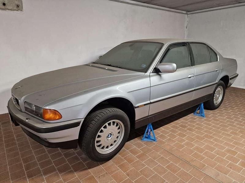 Usata BMW 725 Efficient Dynamics 143 CV (105 kW) 1998 Berlina