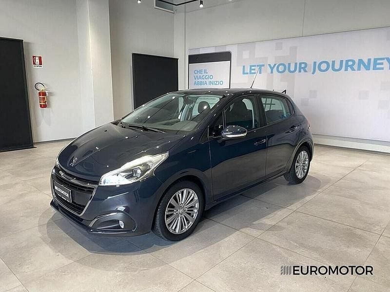 Grigio Usata 2018 Peugeot 208 Active Due volumi | 9900 € (Buon prezzo) - Immagine 1/4