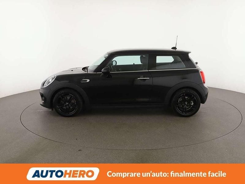 Begagnad Mini ONE 75 HK (55 kW) 2019 Svart Halvkombi