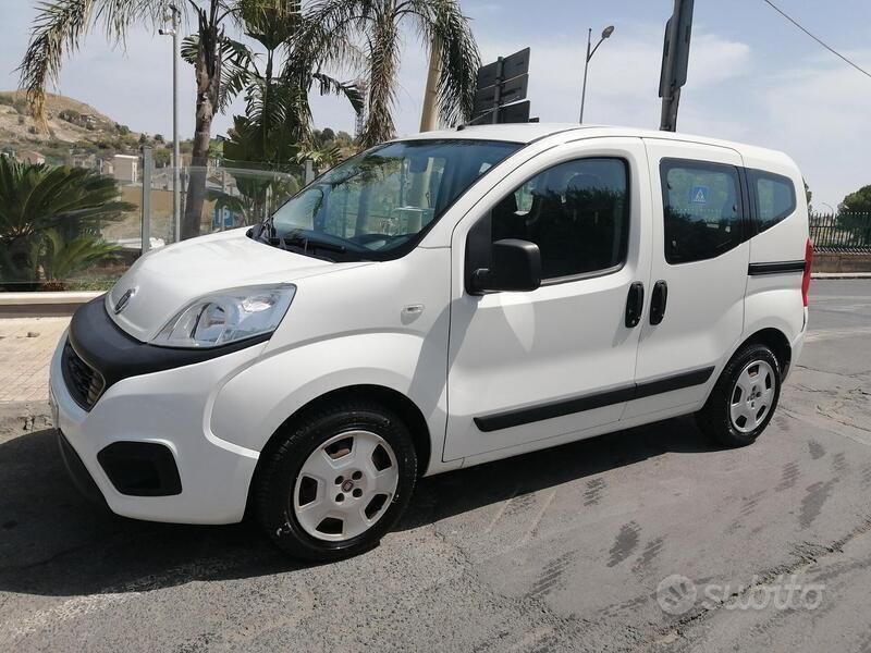 Usata Fiat Qubo Trekking 80 CV (58 kW) 2017 Bianco Monovolume