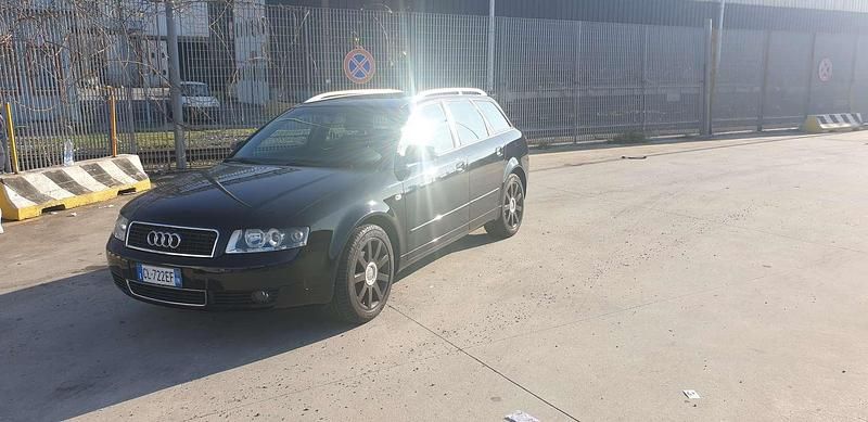 Usata Audi A4 Ambiente 131 CV (96 kW) 2004 Nero Station wagon