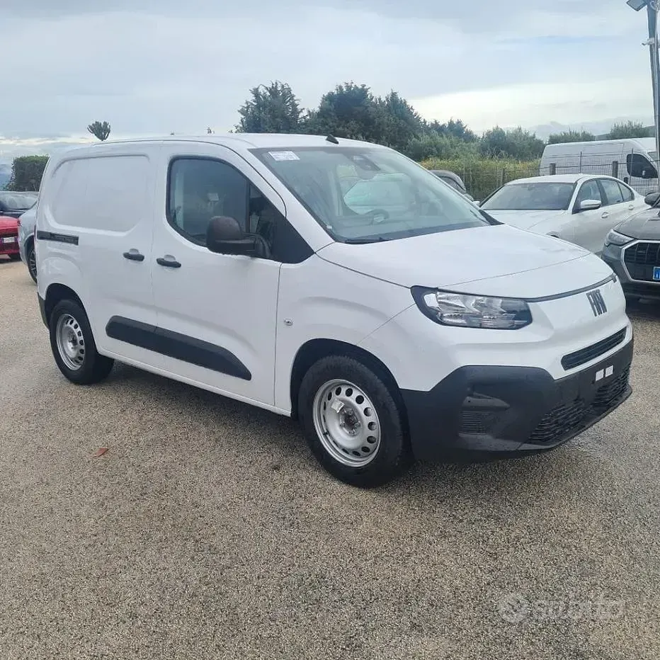 Nuova Fiat Doblò 101 CV (74 kW) 2026 Bianco Monovolume