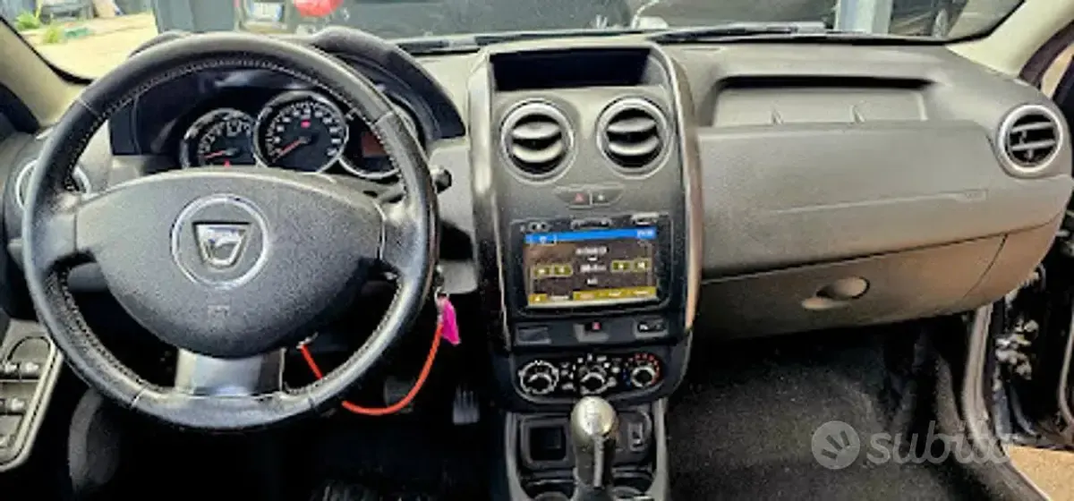 Usata Dacia Duster 115 CV (84 kW) 2017 Nero SUV
