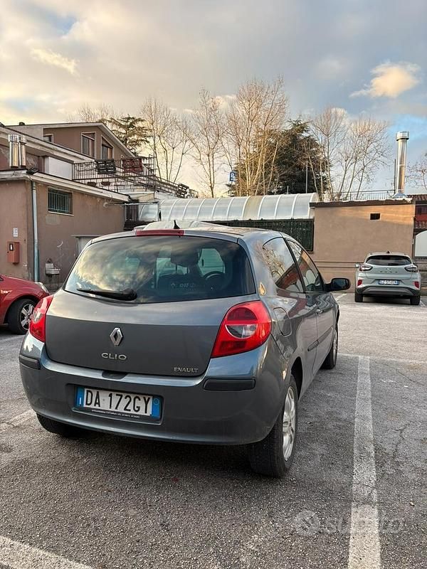 Usata Renault Clio II 2006