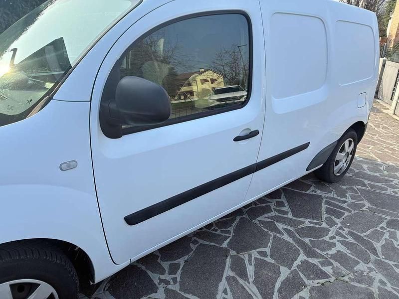 Usata Renault Kangoo 90 CV (66 kW) 2017 Bianco Monovolume