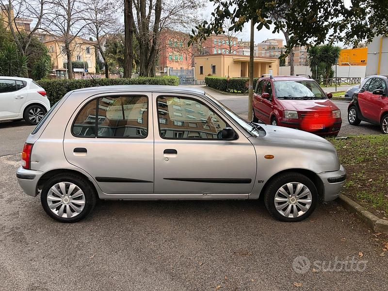 Usata Nissan Micra 1999 Grigio Utilitaria