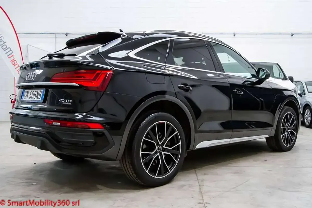 Usata Audi Q5 Sportback Advanced 204 CV (150 kW) 2023 Grigio SUV